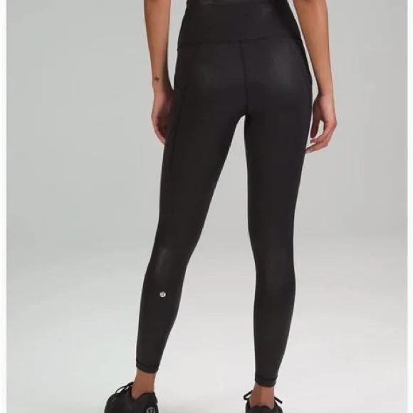 SPECIAL EDITION 🖤🤍Wunder Train High-Rise Tight with Pockets 25" - Picture 2 of 7